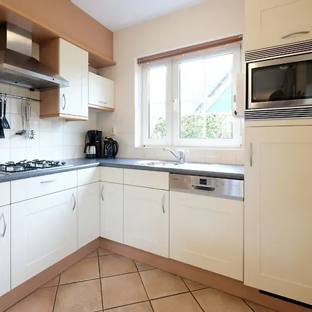 6-person With Garden Holiday home Sint Maartensvlotbrug