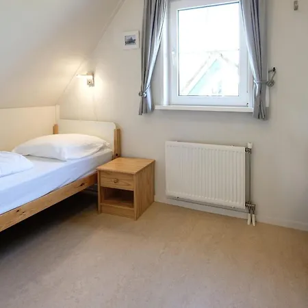 6-person With Garden * Sint Maartensvlotbrug