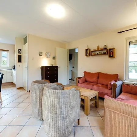 6-person With Garden Hébergement de vacances