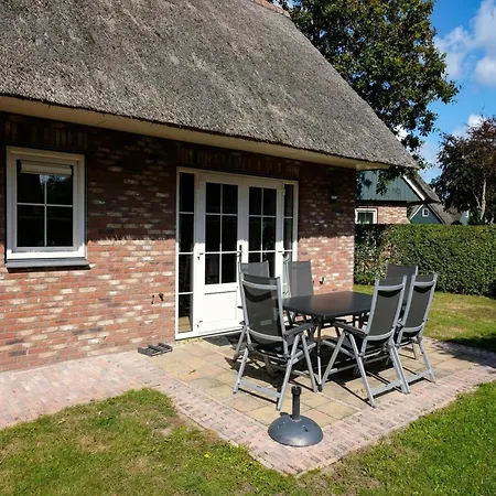 6-person With Garden *