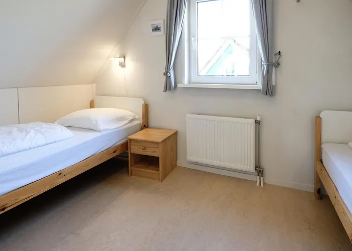 6-person With Garden * Sint Maartensvlotbrug