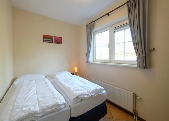 6-person With Garden Sint Maartensvlotbrug