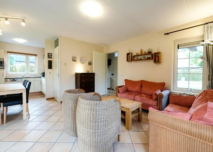 6-person With Garden Дом отдыха