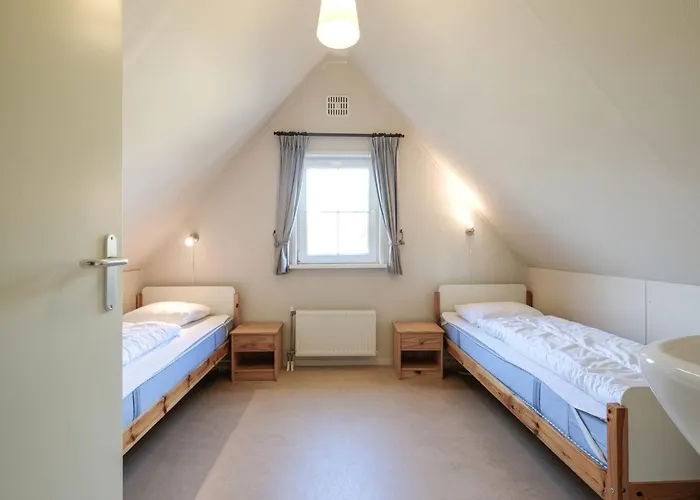 6-person With Garden Σπίτι διακοπών Sint Maartensvlotbrug