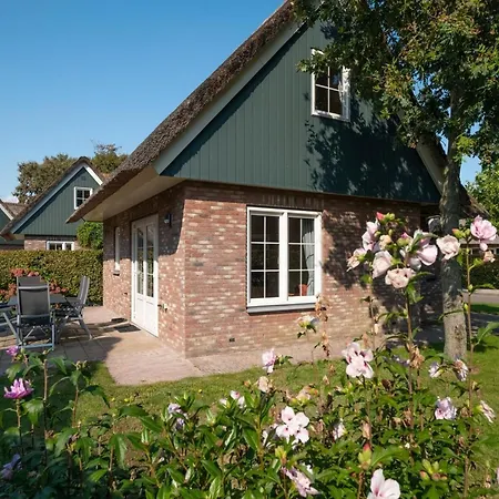 6-person With Garden *